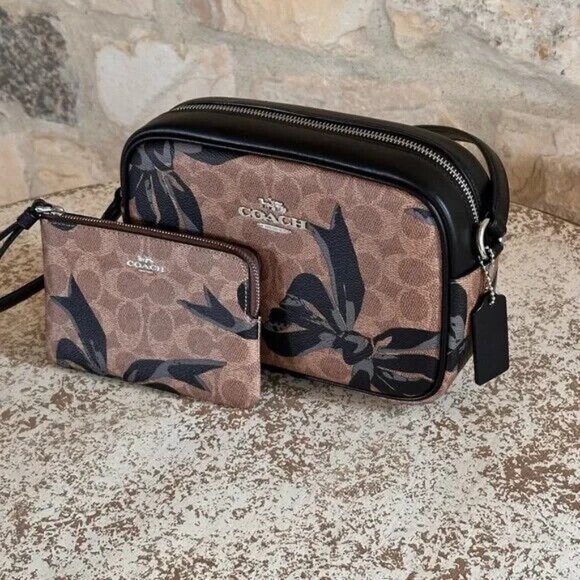 COACH Jamie  Bow Print CZ769 Camera Bag In Signature Canvas /Wristlet Option NWT - Picture 11 of 16